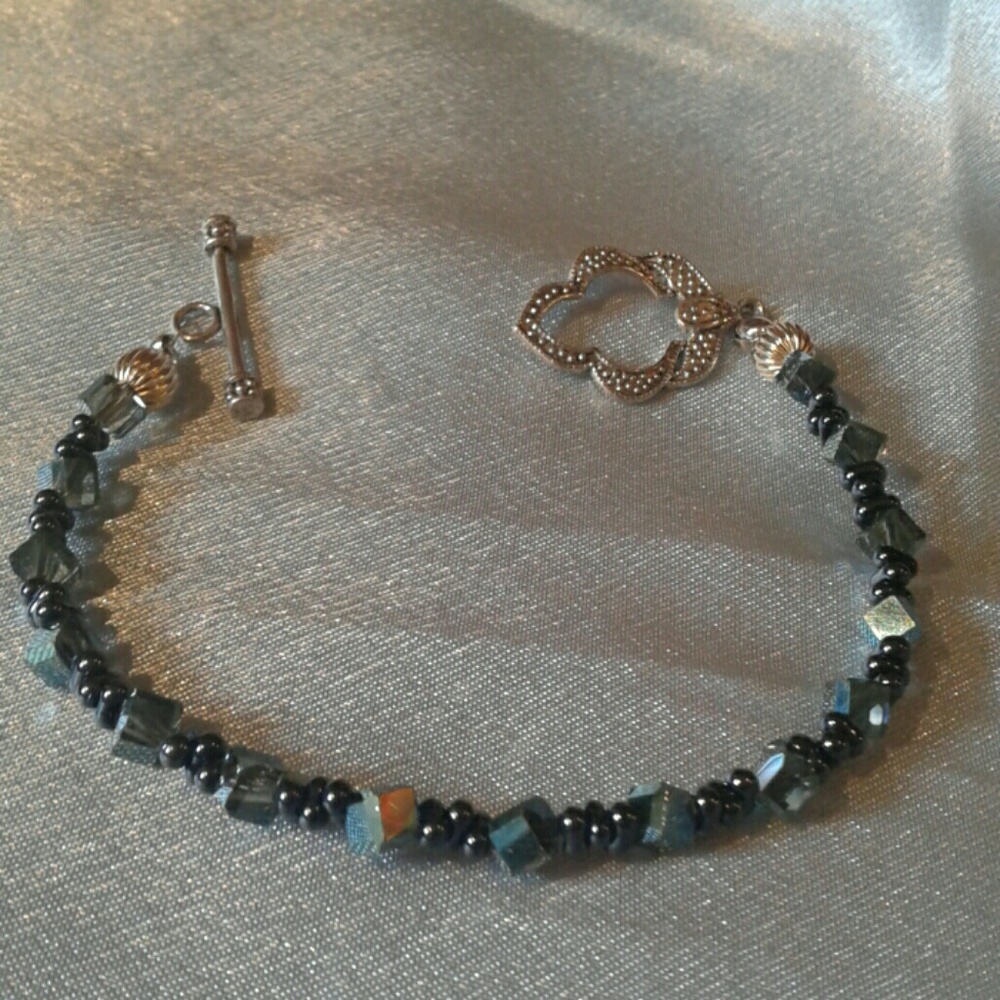 Handcrafted swarvoski crystal bracelet